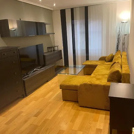 Precioso Piso En El Centro De Oviedo Con Garaje En El Mismo Edificio Apartment Exterior photo